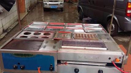 深圳布吉9成新三輪電動小吃車轉(zhuǎn)讓，附贈獨家小吃技術(shù)